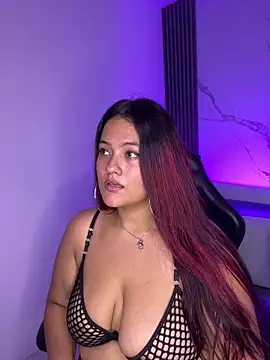 VanessaScott  online show from 10-03-25, 06:59