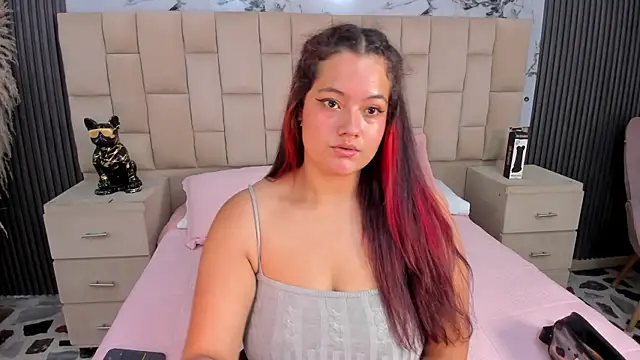 VanessaScott  online show from 06-21-26, 07:36