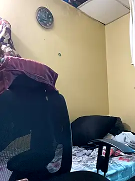 Snapshot of val_zx chatting on 09-22-25, 08:59 val zx online show from 09-22-25, 08:59