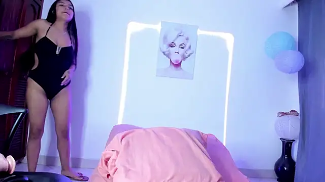 sweet cinamon online show from 10-12-25, 01:34