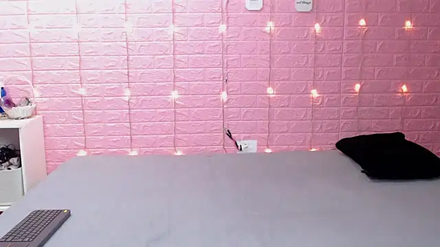 wet valery online show from 03-09-26, 10:02