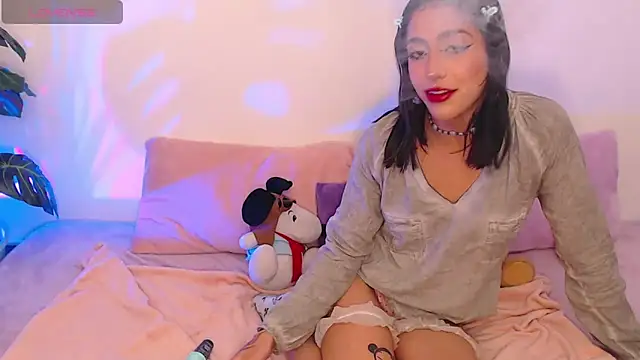 Snapshot of wet_valery chatting on 06-05-26, 05:34 wet valery online show from 06-05-26, 05:34