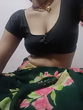 Snapshot of Daya_Chheda chatting on 07-25-26, 04:46 Daya Chheda online show from 07-25-26, 04:46