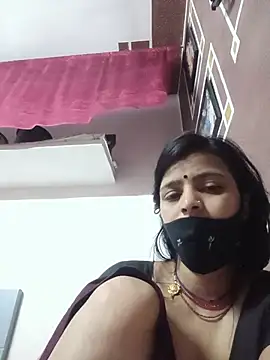 Snapshot of Daya_Chheda chatting on 07-22-26, 12:01 Daya Chheda online show from 07-22-26, 12:01