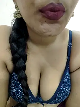 priya 00143 online show from 11-01-25, 04:56