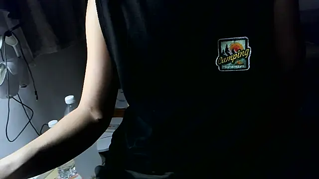 Snapshot of mak_mark92 chatting on 10-20-25, 05:24 mak mark92 online show from 10-20-25, 05:24