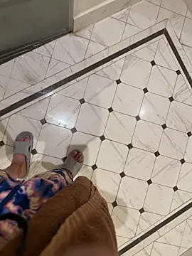 Snapshot of mak_mark92 chatting on 10-23-25, 12:37 mak mark92 online show from 10-23-25, 12:37