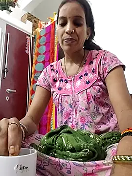 Hotty-Nidhi online show from 11-10-25, 03:22