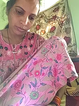 Hotty-Nidhi online show from 11-05-25, 02:36