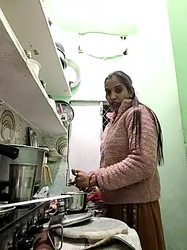 Hotty-Nidhi online show from 01-11-26, 02:46