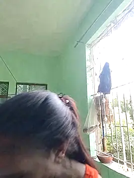 Snapshot of Hotty-Nidhi chatting on 06-21-26, 03:56 Hotty-Nidhi online show from 06-21-26, 03:56