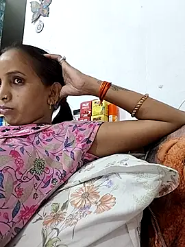 Hotty-Nidhi online show from 05-29-26, 06:25