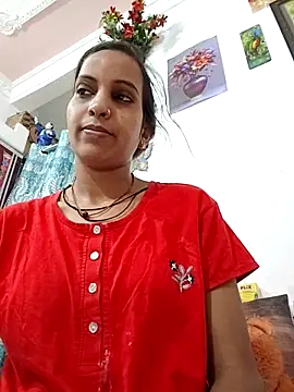 Snapshot of Hotty-Nidhi chatting on 06-11-26, 03:25 Hotty-Nidhi online show from 06-11-26, 03:25