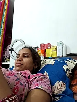 Hotty-Nidhi online show from 04-07-26, 05:59