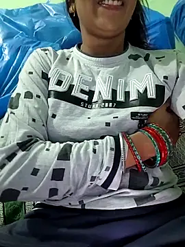 Hotty-Nidhi online show from 03-23-26, 05:13