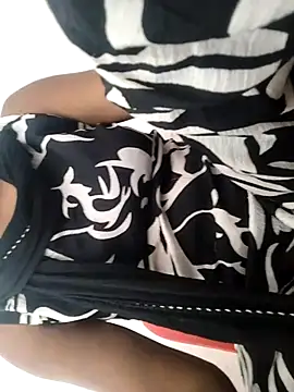 indiancute43 online show from 07-10-26, 08:36