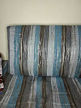 Snapshot of HARSHHU01 chatting on 10-26-25, 04:29 HARSHHU01 online show from 10-26-25, 04:29