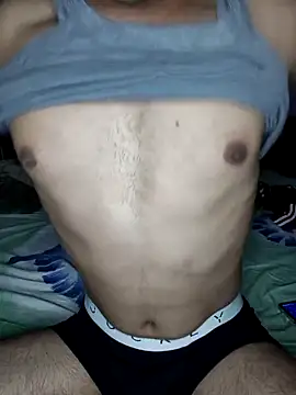 Snapshot of HARSHHU01 chatting on 11-10-25, 05:07 HARSHHU01 online show from 11-10-25, 05:07