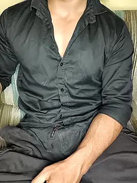 Snapshot of HARSHHU01 chatting on 10-05-25, 04:42 HARSHHU01 online show from 10-05-25, 04:42