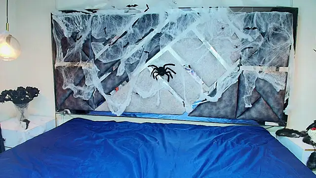 charlotte walker1 online show from 10-30-25, 06:12