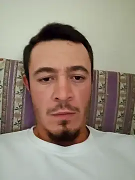 Snapshot of Thunderbolt121 chatting on 10-04-25, 12:17 Thunderbolt121 online show from 10-04-25, 12:17