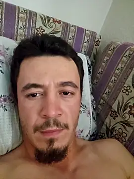 Snapshot of Thunderbolt121 chatting on 10-16-25, 01:08 Thunderbolt121 online show from 10-16-25, 01:08