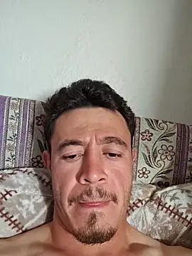 Snapshot of Thunderbolt121 chatting on 11-16-25, 01:05 Thunderbolt121 online show from 11-16-25, 01:05