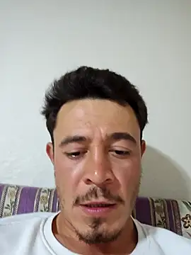 Snapshot of Thunderbolt121 chatting on 11-17-25, 02:43 Thunderbolt121 online show from 11-17-25, 02:43