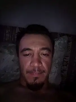 Snapshot of Thunderbolt121 chatting on 10-08-25, 10:54 Thunderbolt121 online show from 10-08-25, 10:54