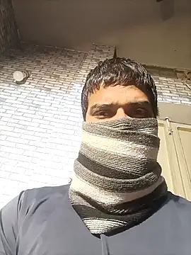 Snapshot of goluaryan chatting on 11-13-25, 06:01 goluaryan online show from 11-13-25, 06:01