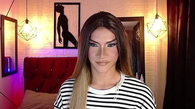 agatha rodriguez online show from 12-04-25, 01:43