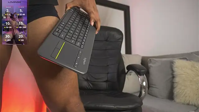 AshtonnSummer online show from 02-17-26, 09:12