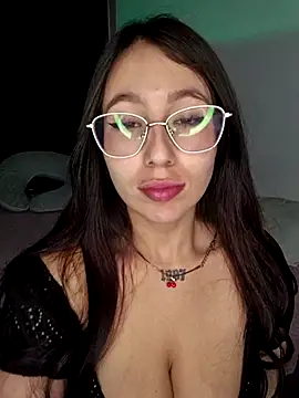 adara evanss online show from 12-01-25, 11:05