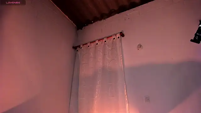 Snapshot of adara_evanss chatting on 04-25-26, 12:46 adara evanss online show from 04-25-26, 12:46