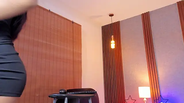 Abby sinss online show from 11-22-25, 08:08