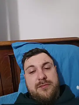 Snapshot of hugedickedd chatting on 02-17-26, 07:55 hugedickedd online show from 02-17-26, 07:55