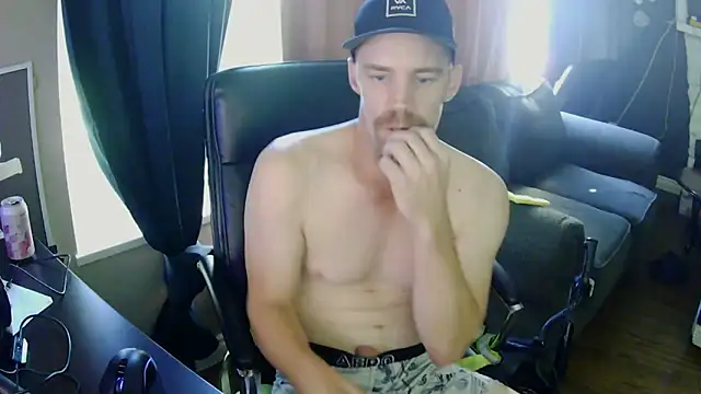 Slim Whitey online show from 09-18-25, 09:40