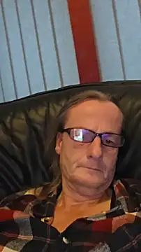 namorreyeb1 online show from 10-23-25, 06:12