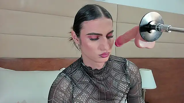 shantall skinny online show from 10-18-25, 03:30