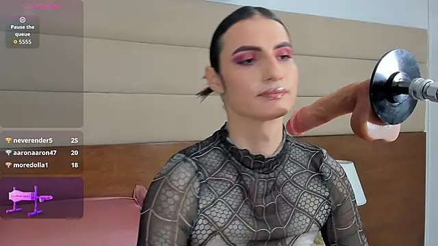 shantall skinny online show from 11-14-25, 03:32