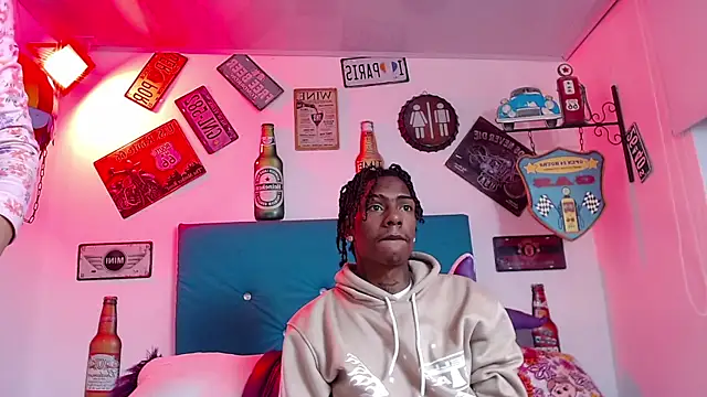 lili roussi online show from 10-26-25, 12:22