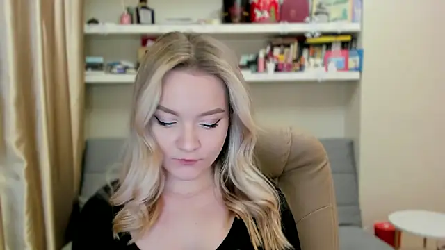 Kara Smith  online show from 02-28-26, 11:59