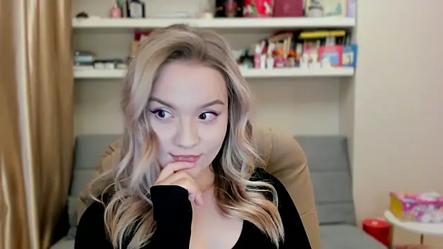 Kara Smith  online show from 03-27-26, 11:49