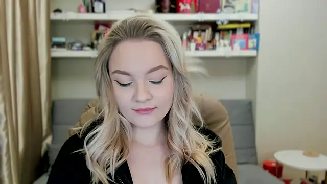 Kara Smith  online show from 02-19-26, 11:23