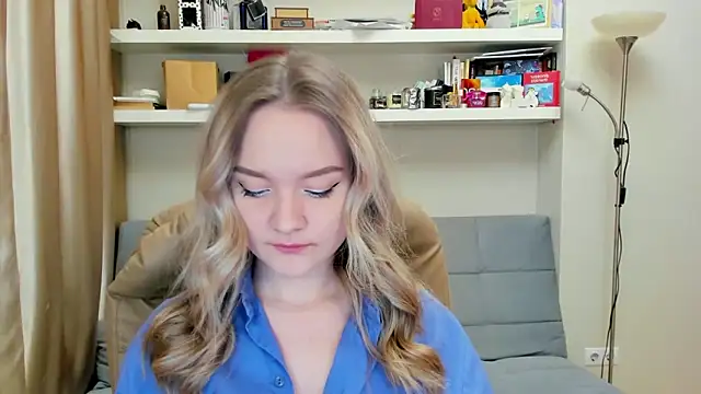 Kara Smith  online show from 01-29-25, 12:22