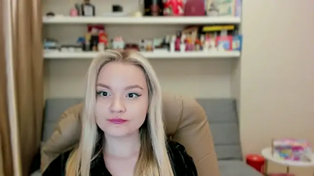 Kara Smith  online show from 04-24-26, 11:29