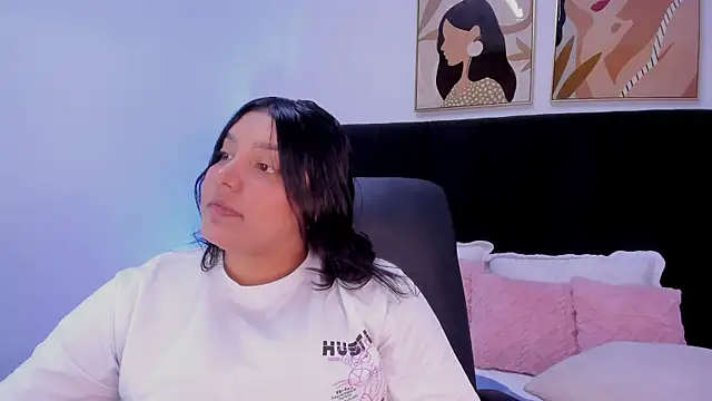Snapshot of dullce77 chatting on 04-20-26, 07:37 dullce77 online show from 04-20-26, 07:37