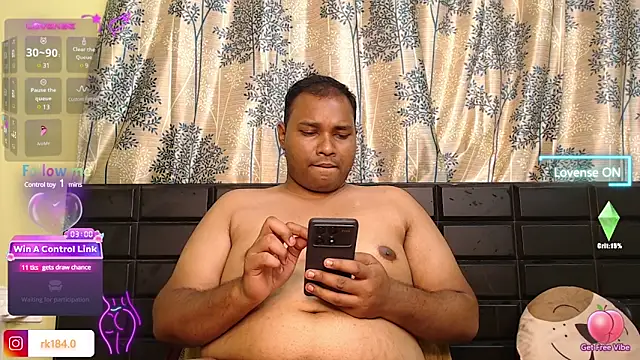Snapshot of Naughty_Rohan_ chatting on 03-01-25, 07:51 Naughty Rohan online show from 03-01-25, 07:51