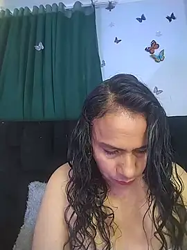 AlexaNovoa  online show from 07-05-26, 01:54