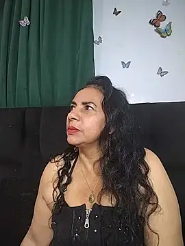 AlexaNovoa  online show from 07-25-26, 01:57